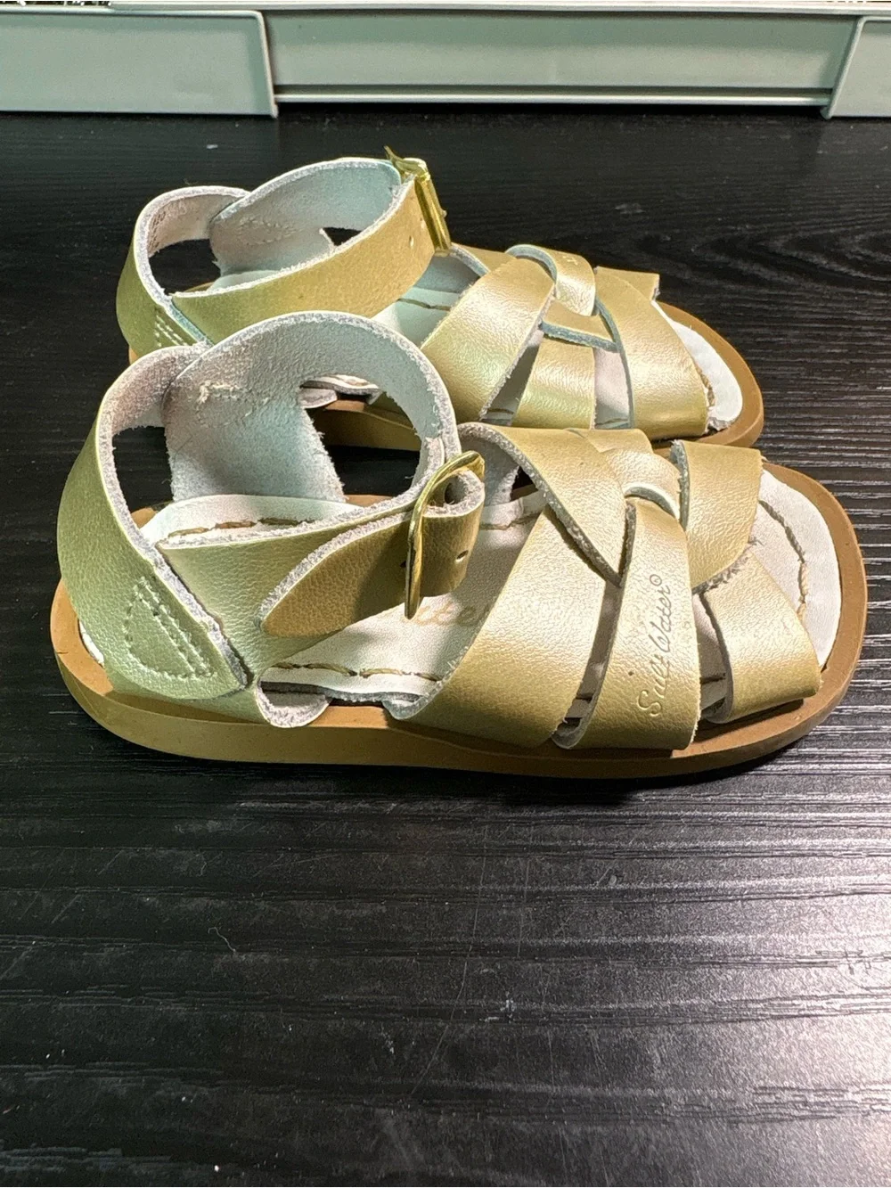 Salt water Gold Kids Sandals - baby  size 5